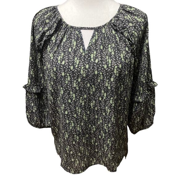NEW Beacon Apparel Stitch Fix Black Floral Top Ruffle Keyhole Neckline XS - Picture 1 of 9